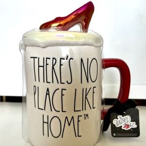 NWT RAE DUNN WIZARD OF OZ MUG